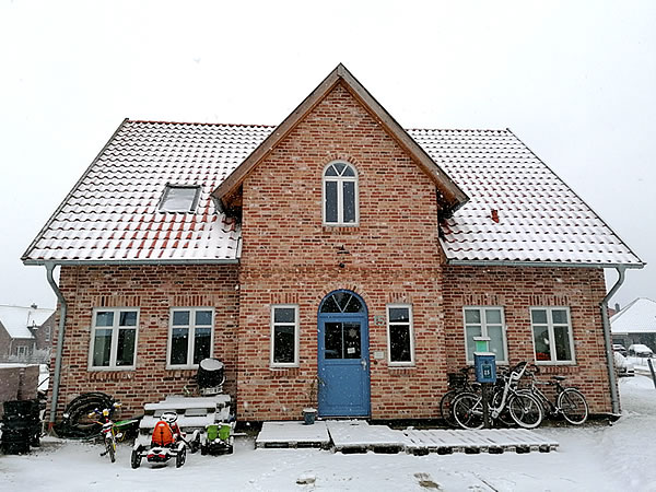 Bewertung Neubau englisches Landhaus in Celle - Bauunternehmen Alan Berry aus Celle, ihr Maurer für englische Cottages und Landhäuser in Celle. Nachhaltiger Hausbau mit historischen Baustoffen. Bewertung Neubau englisches Landhaus in Celle - Englische Cottages aus Celle - Bauunternehmen Alan Berry